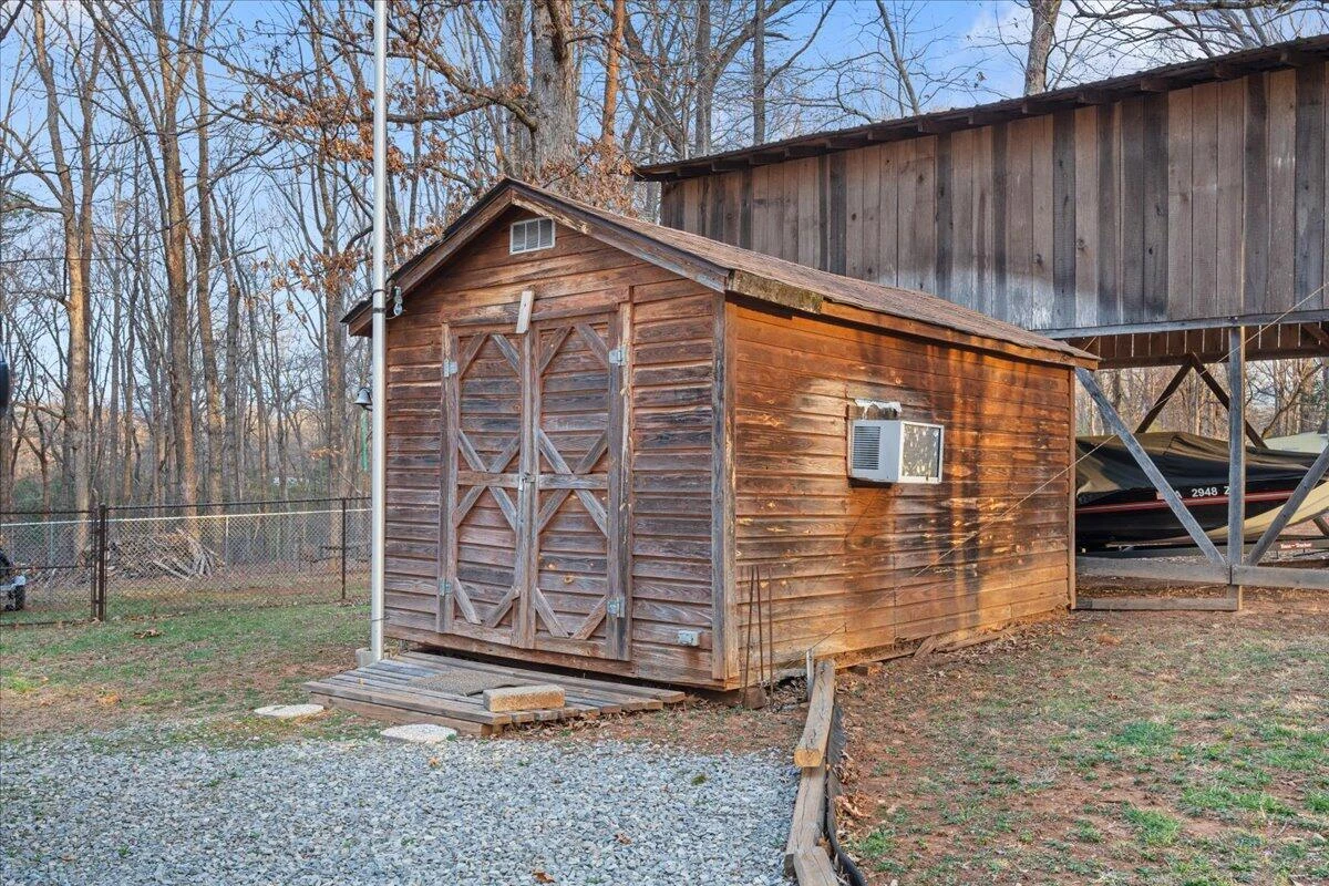 305 Snug Harbor TRL - Photo 36