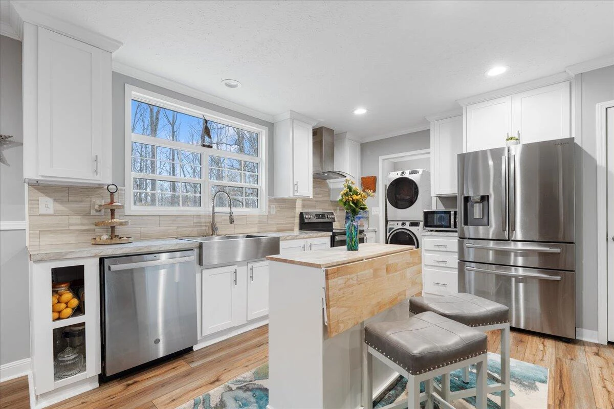 305 Snug Harbor TRL - Photo 8