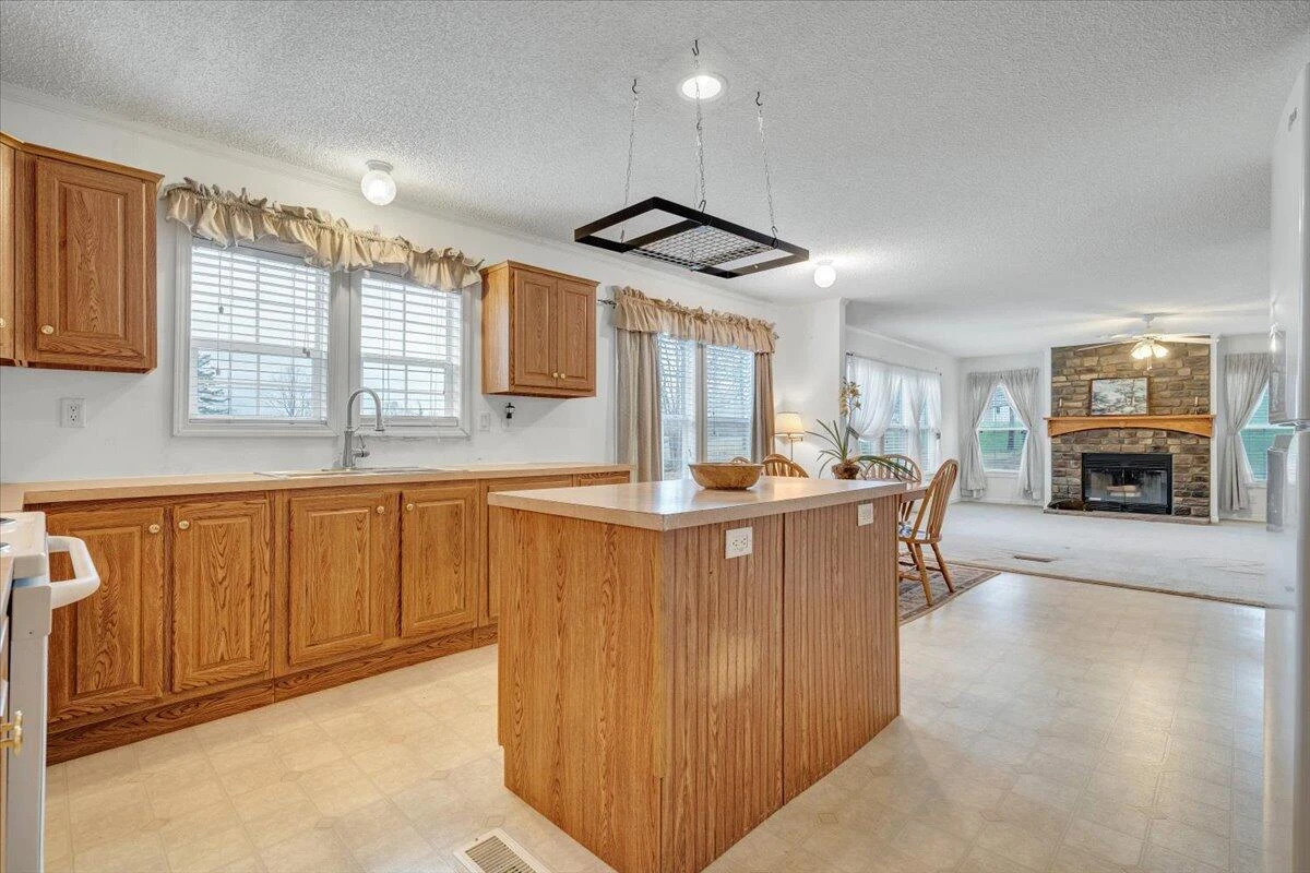 200 Surber DR - Photo 13