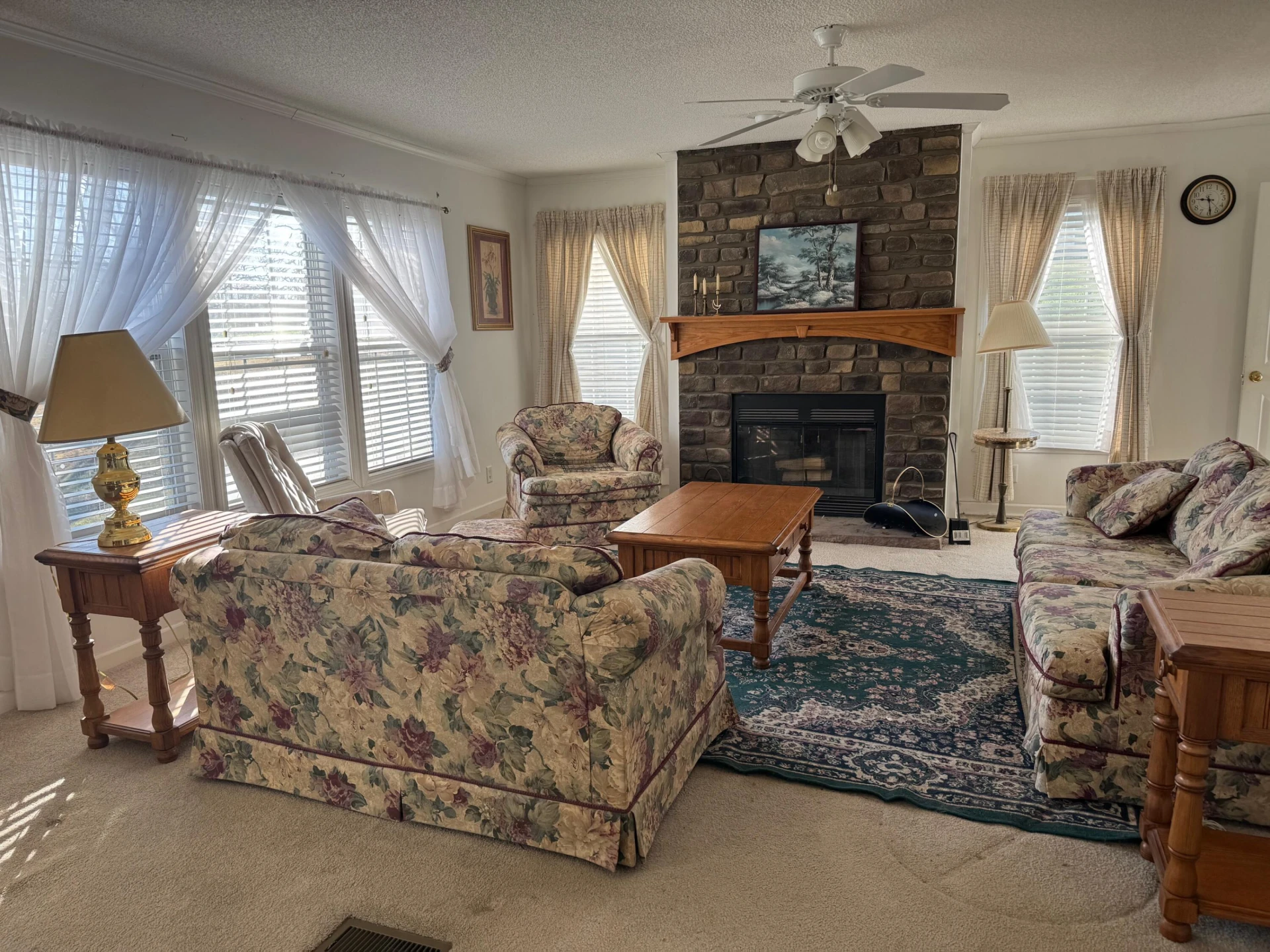 200 Surber DR - Photo 19