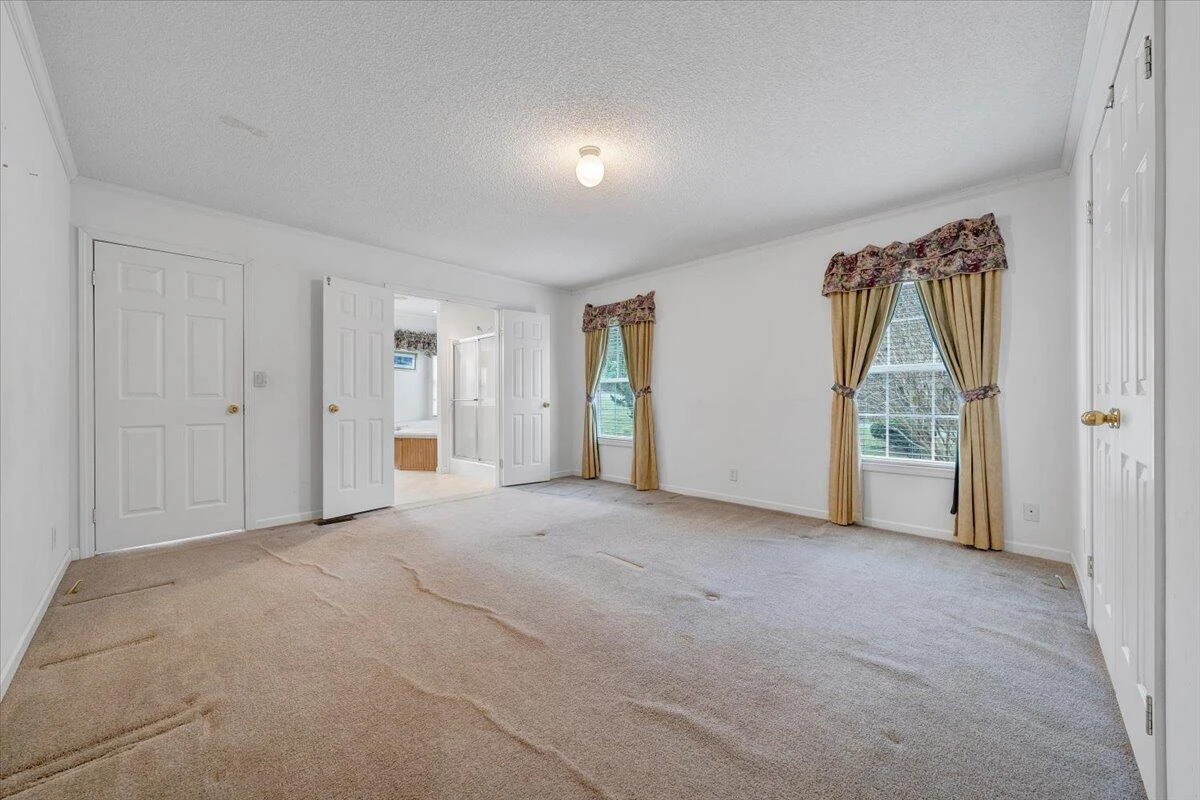 200 Surber DR - Photo 21