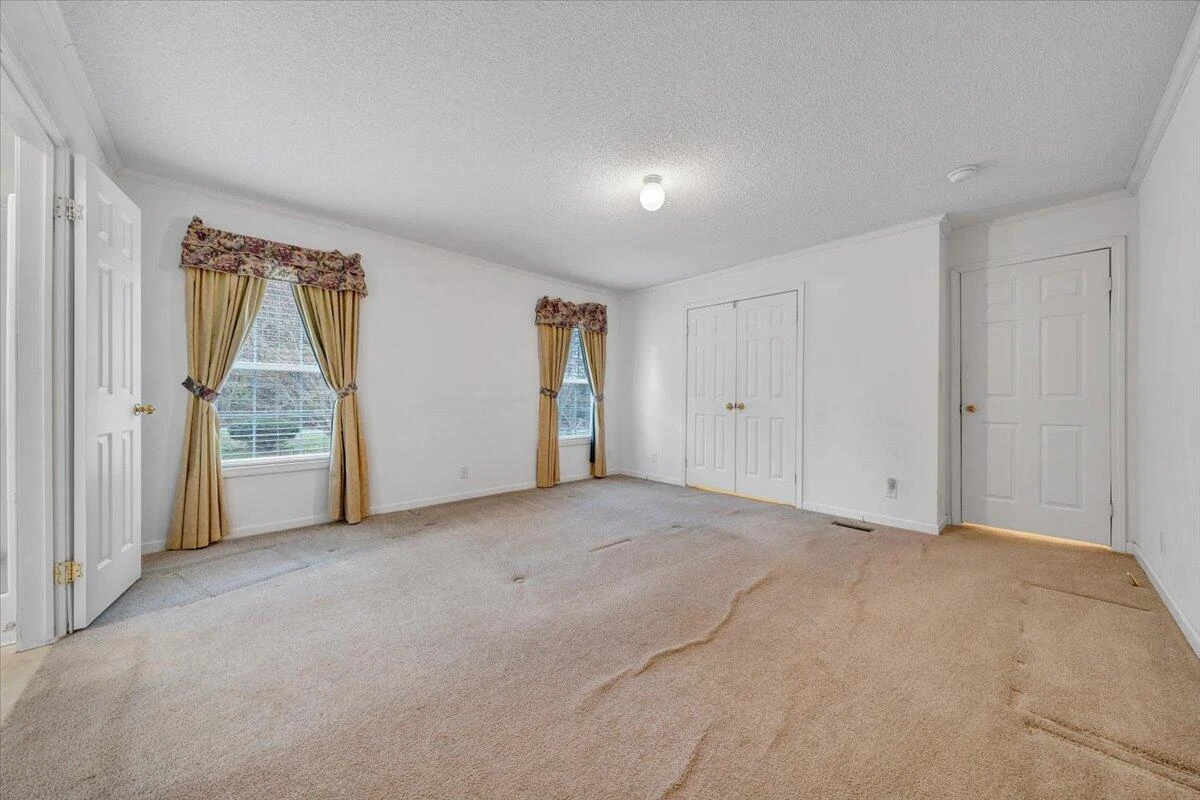 200 Surber DR - Photo 22
