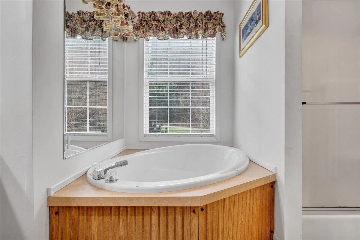 200 Surber DR - Photo 25