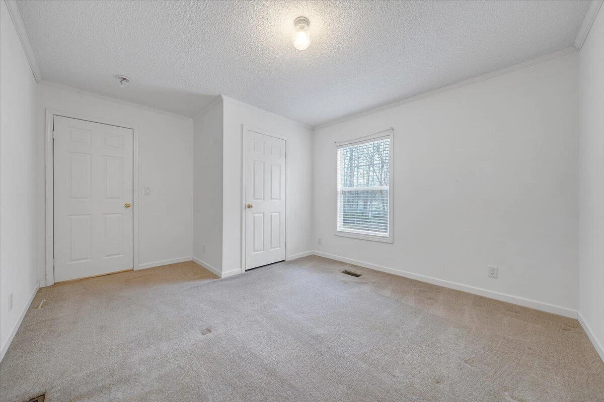 200 Surber DR - Photo 30