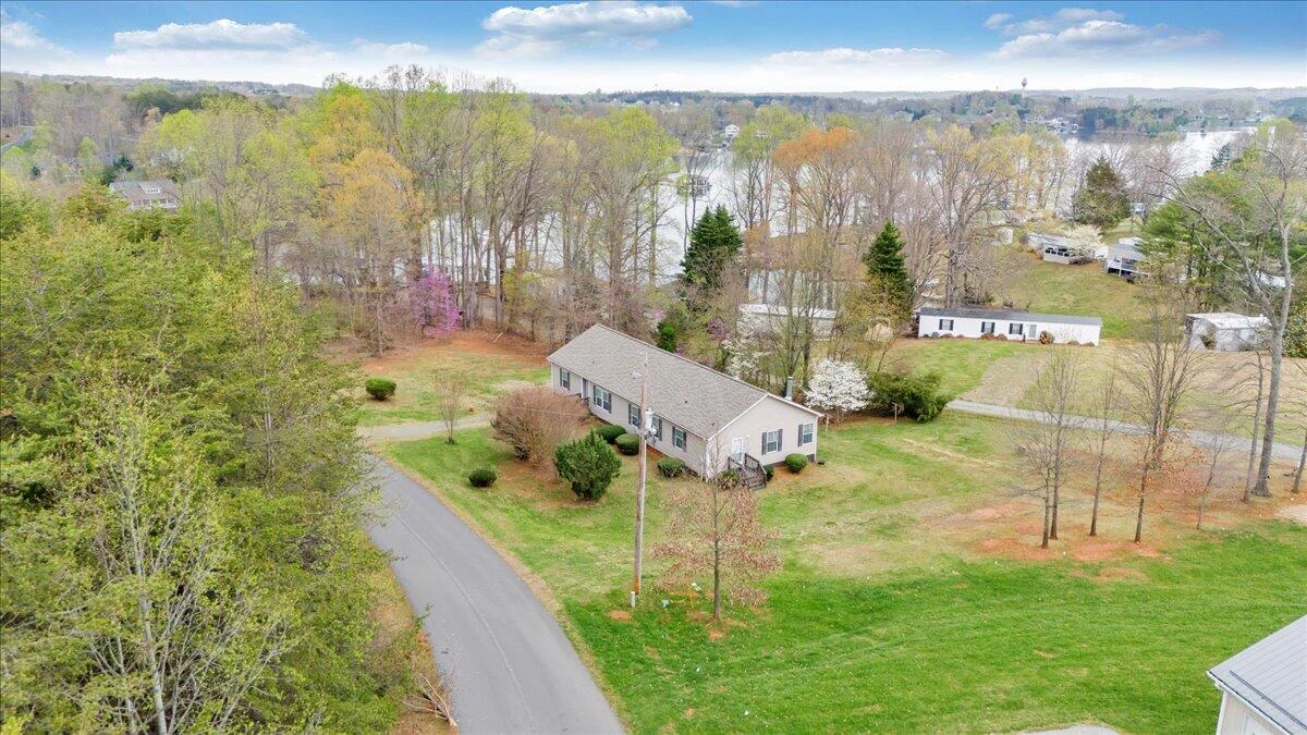200 Surber DR - Photo 40