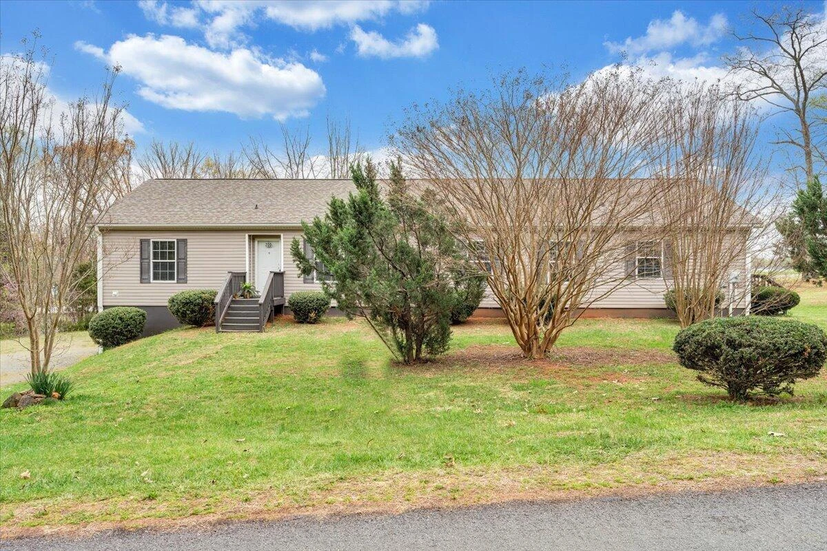 200 Surber DR - Photo 49