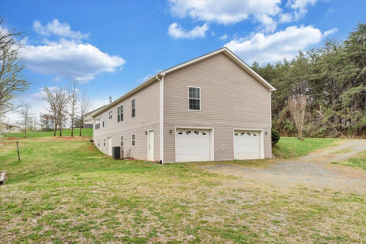200 Surber DR - Photo 50