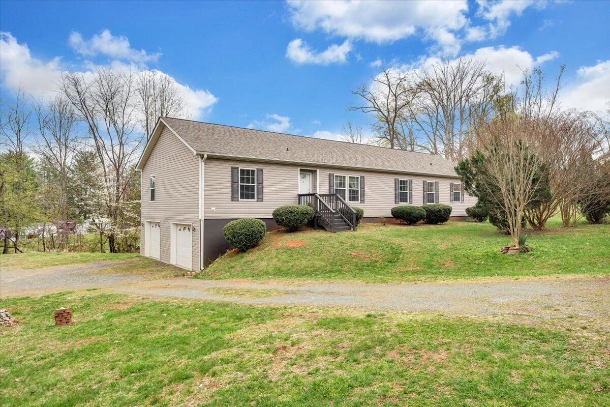200 Surber DR - Photo 52