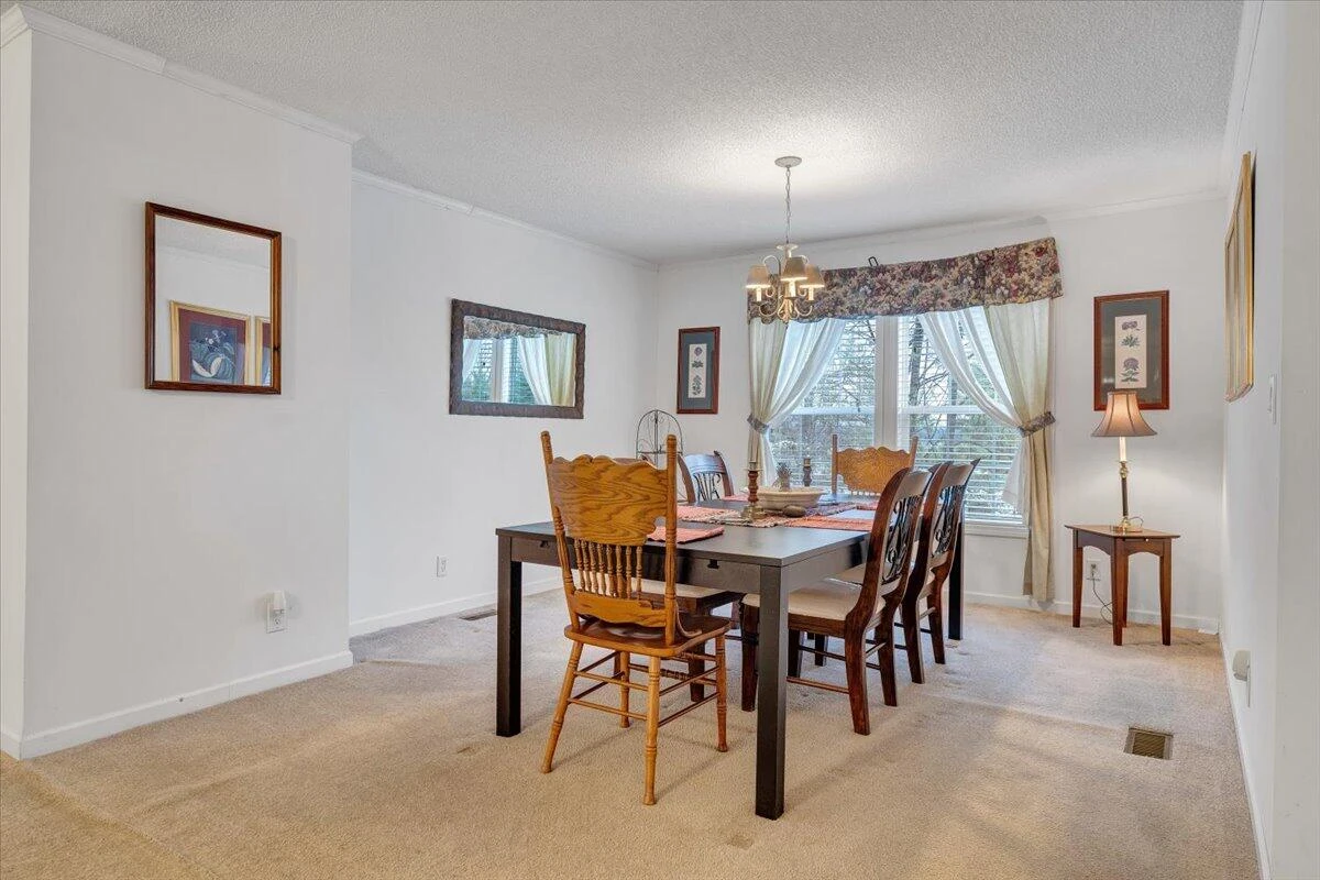 200 Surber DR - Photo 9