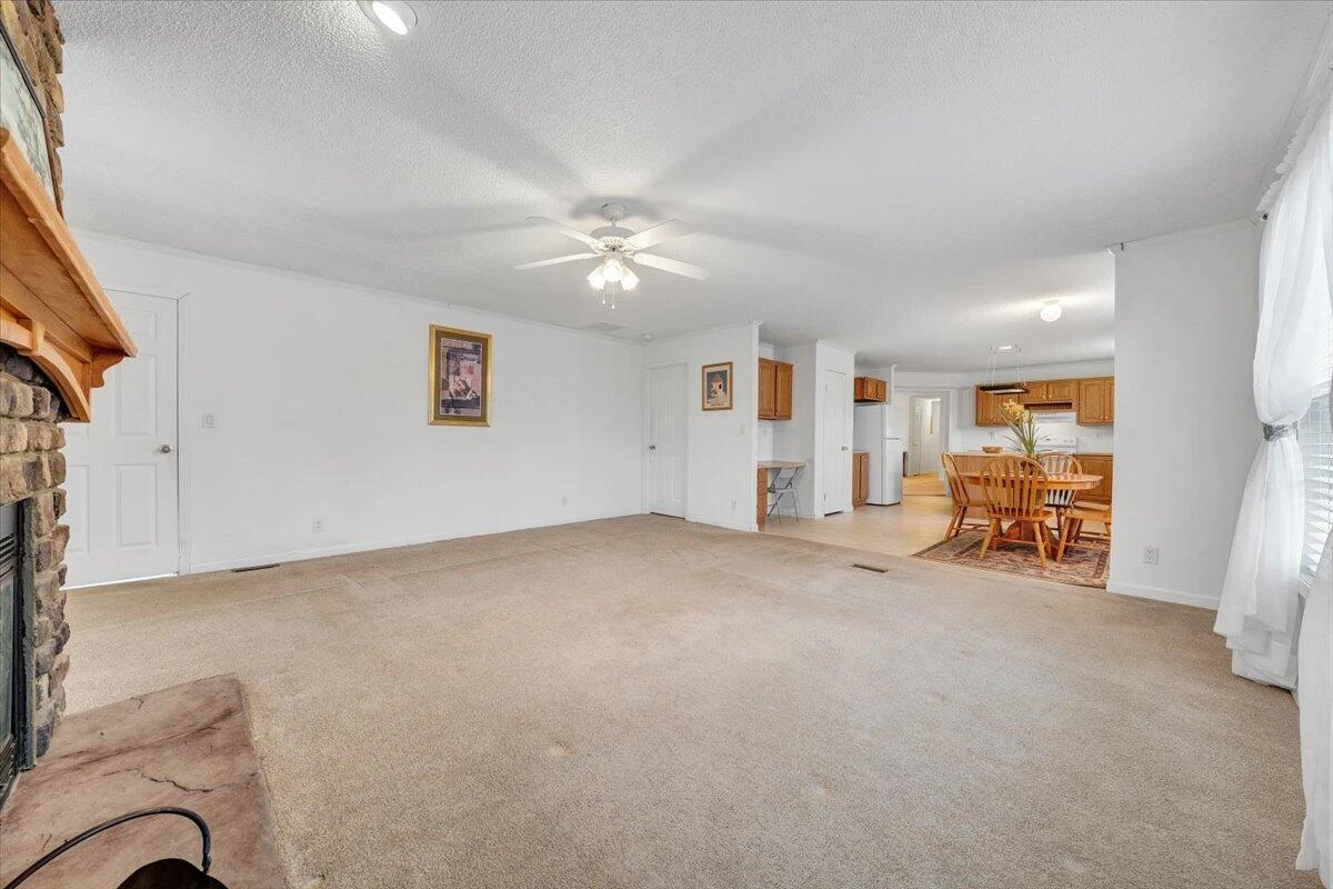 200 Surber DR - Photo 65