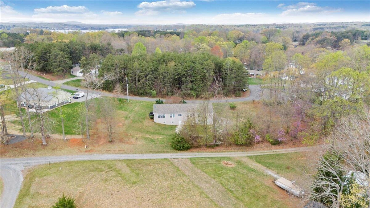 200 Surber DR - Photo 67