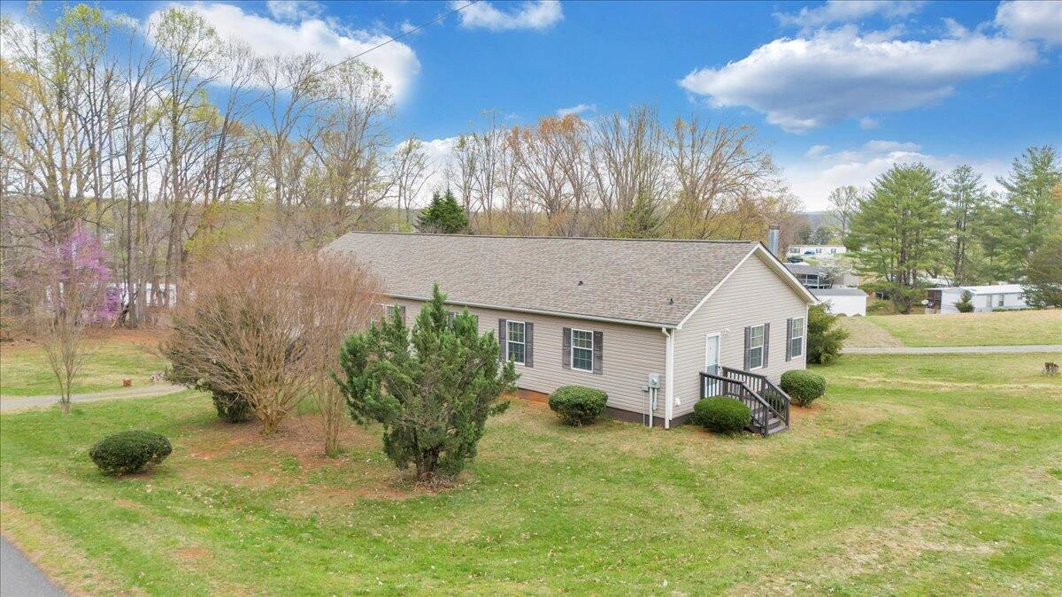 200 Surber DR - Photo 76