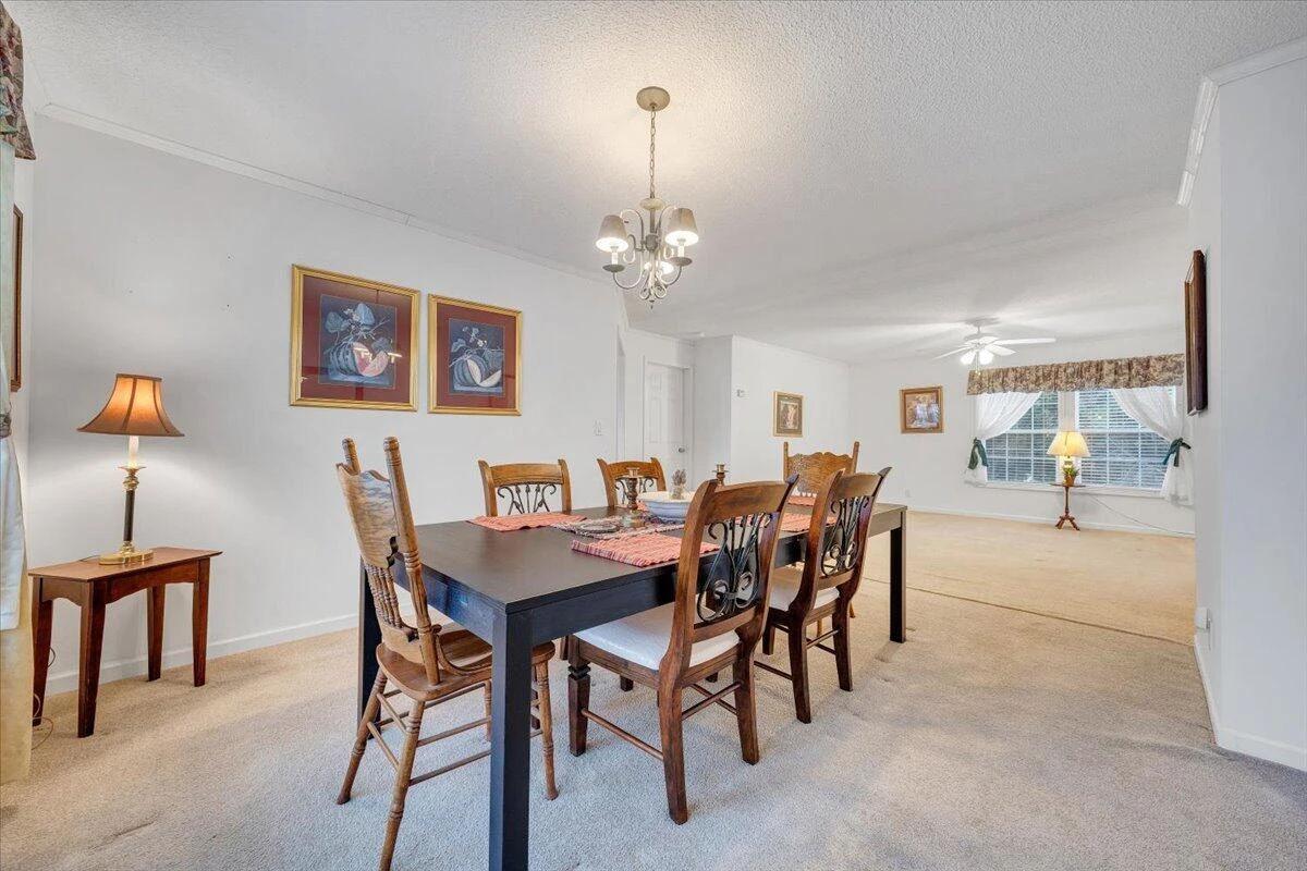 200 Surber DR - Photo 11