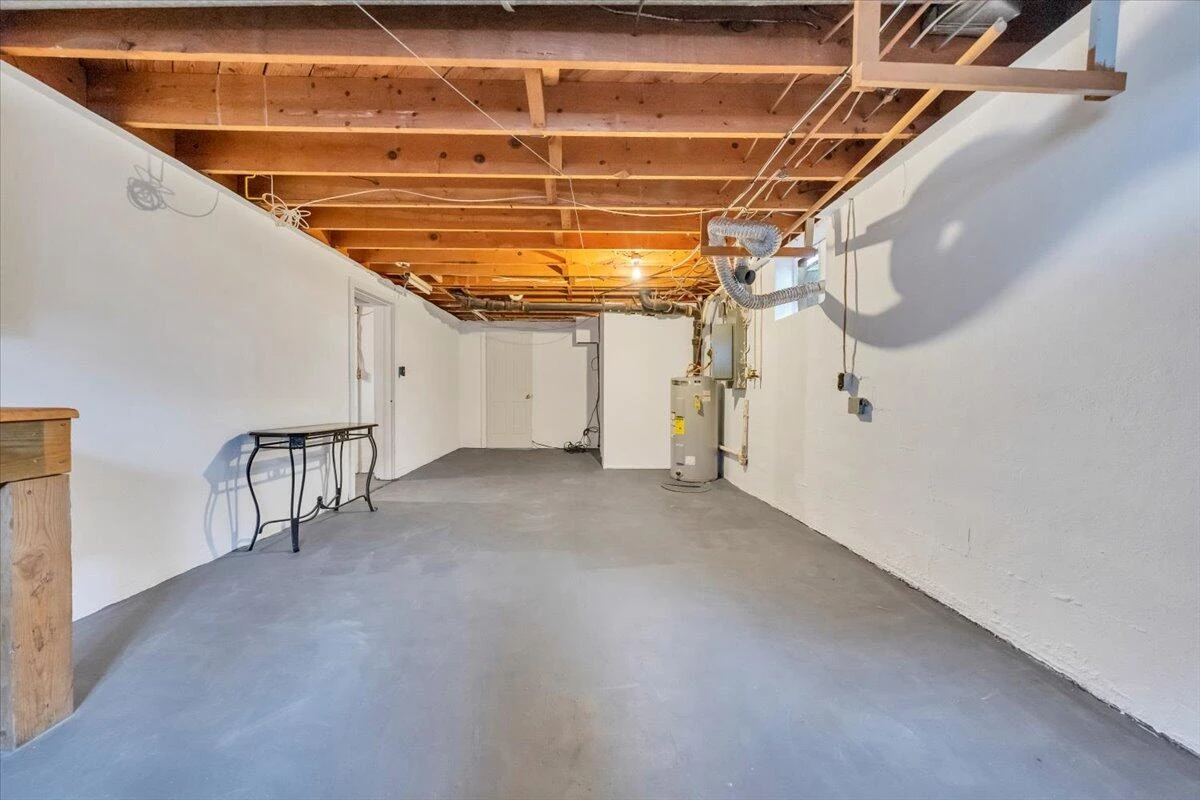 1401 Grove DR - Photo 26