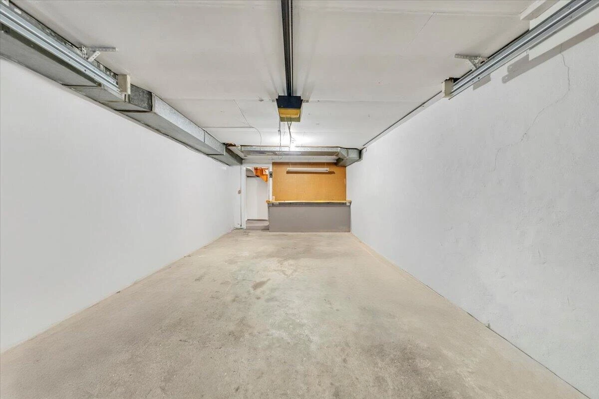 1401 Grove DR - Photo 29