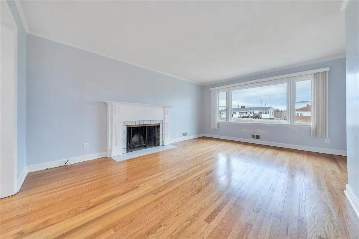 1401 Grove DR - Photo 9