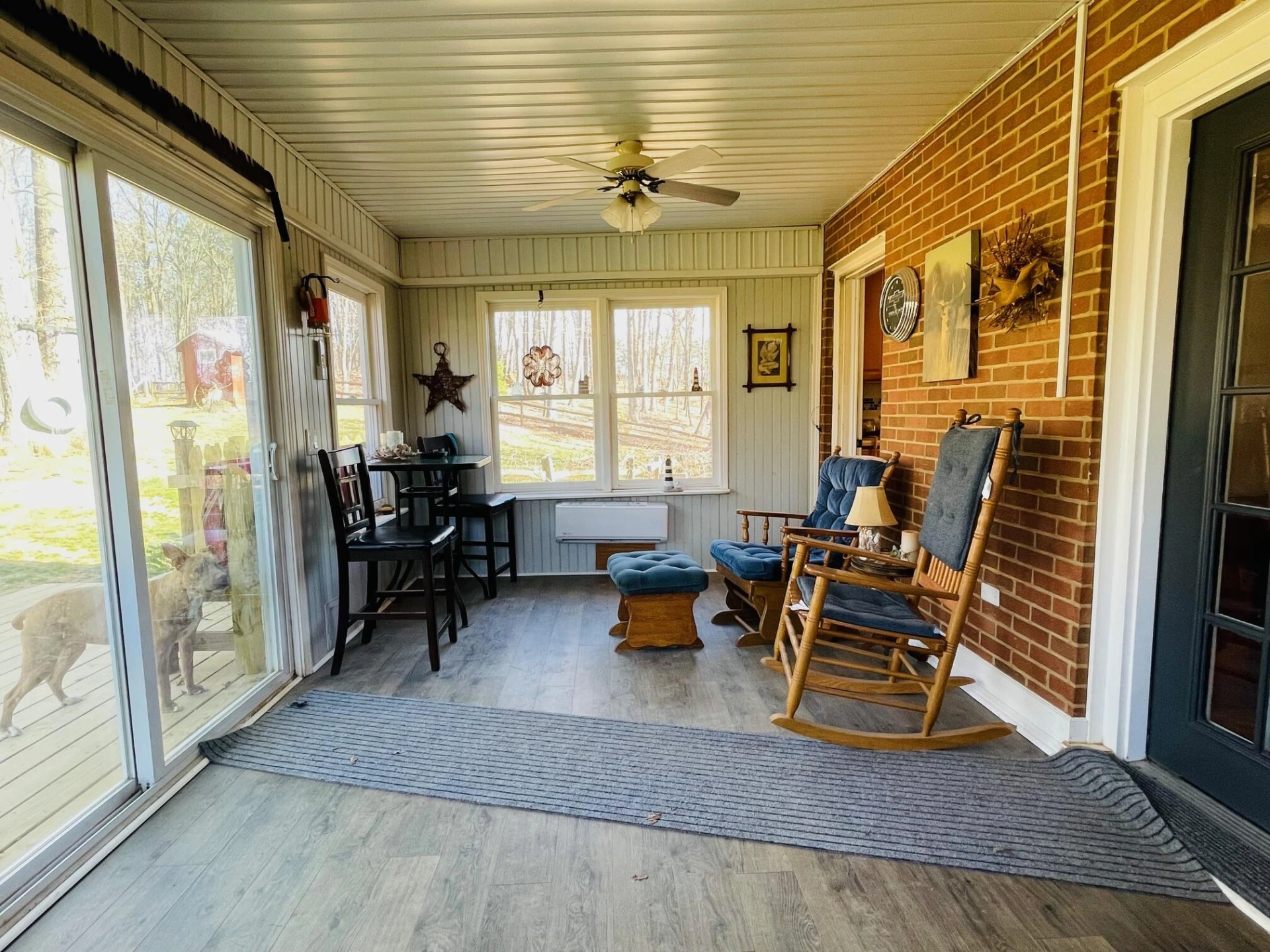 136 Sherwood DR - Photo 13