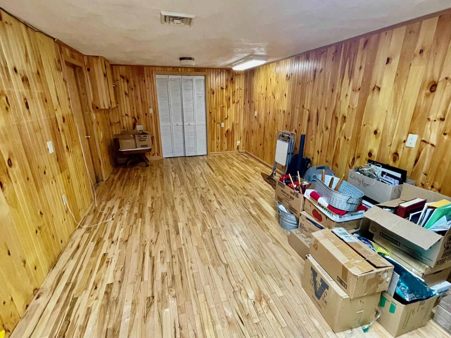 136 Sherwood DR - Photo 16