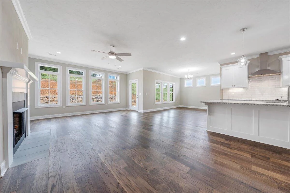 135 Merion CIR - Photo 16