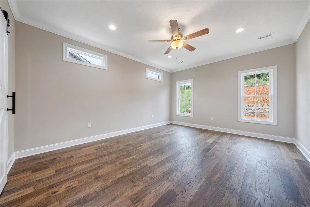 135 Merion CIR - Photo 20