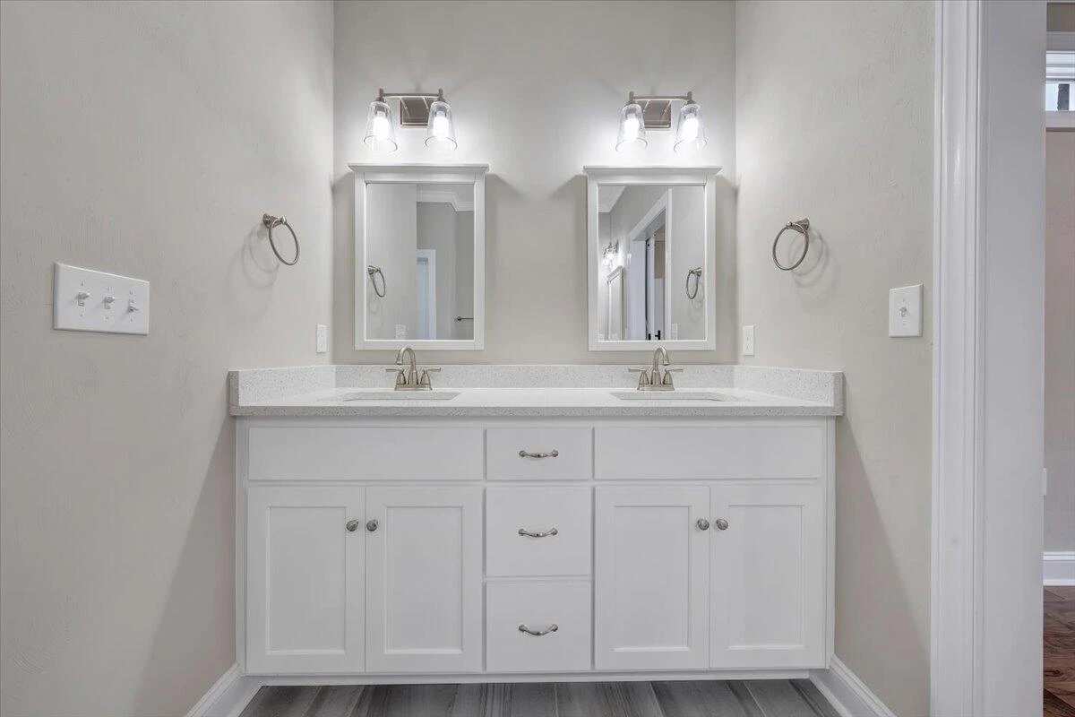 135 Merion CIR - Photo 24