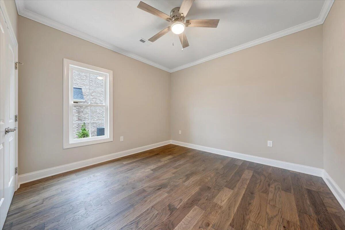 135 Merion CIR - Photo 31