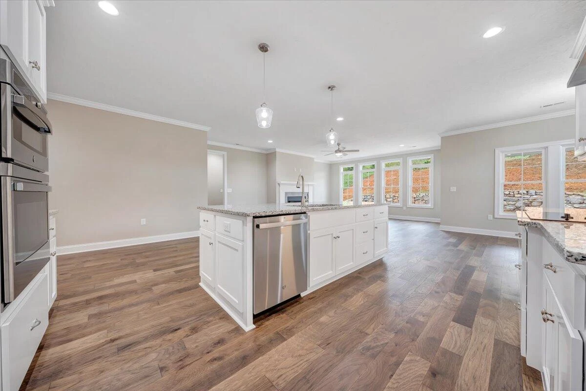 135 Merion CIR - Photo 5