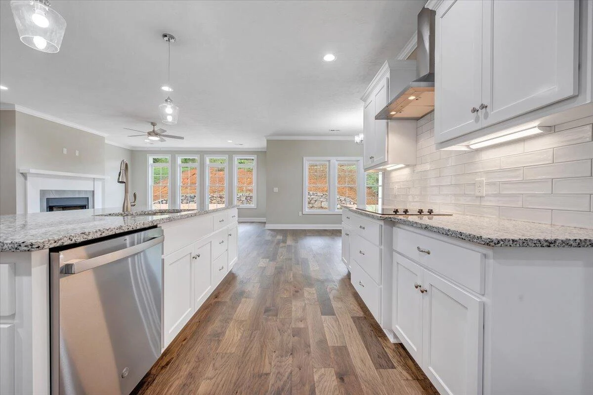 135 Merion CIR - Photo 6