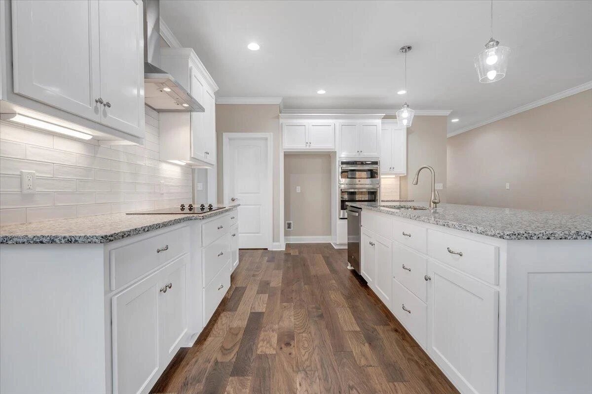 135 Merion CIR - Photo 7