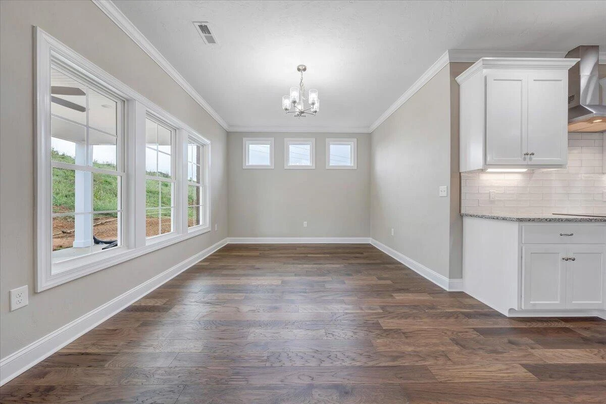 135 Merion CIR - Photo 9