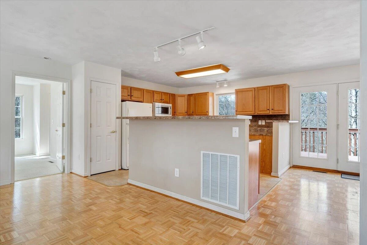 1689 Carroll RD - Photo 16