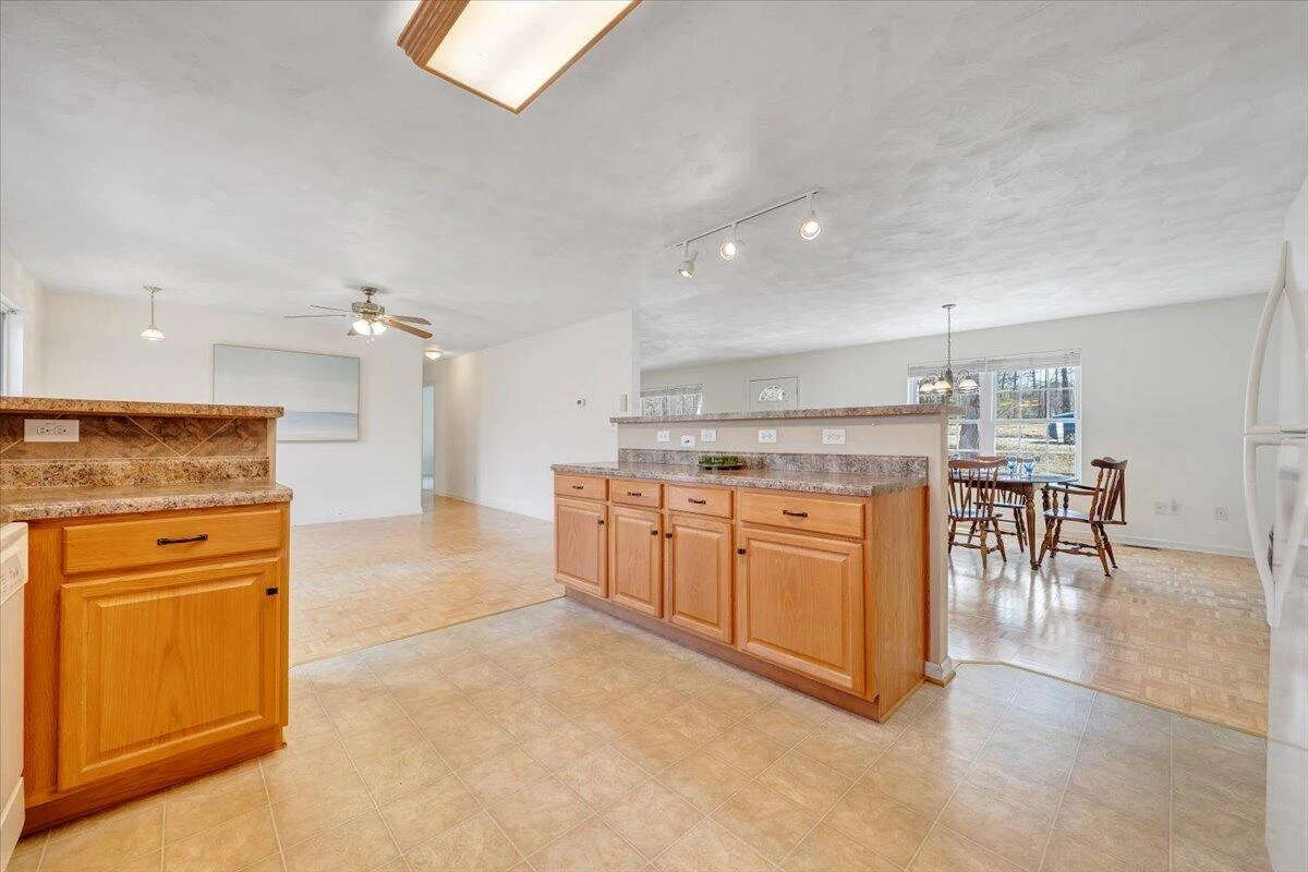 1689 Carroll RD - Photo 20