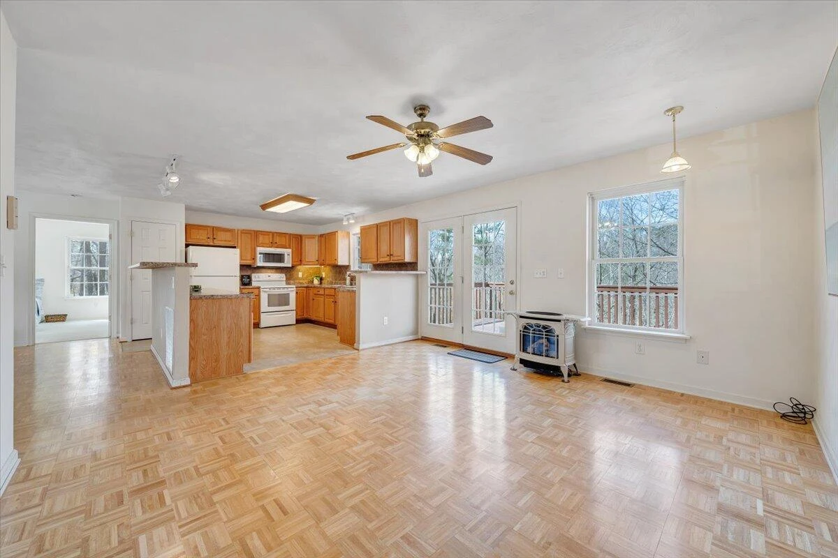 1689 Carroll RD - Photo 22