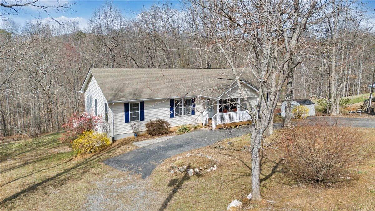 1689 Carroll RD - Photo 59