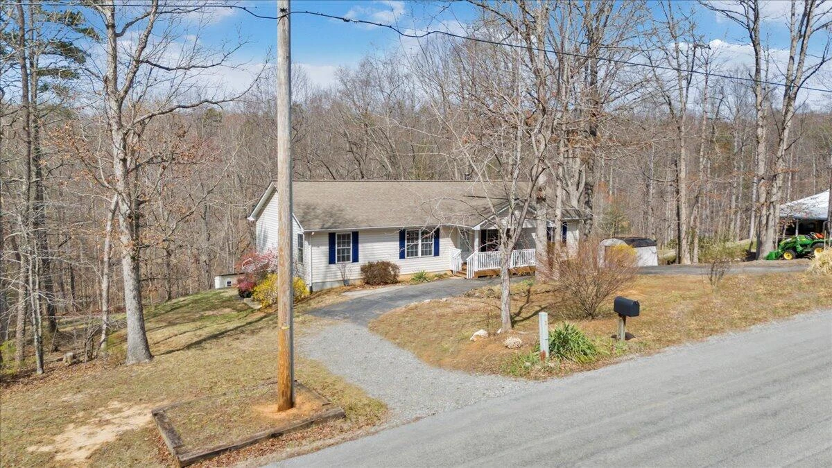 1689 Carroll RD - Photo 60