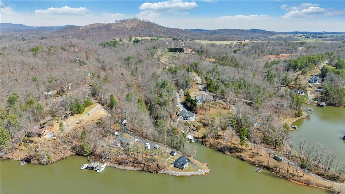 1689 Carroll RD - Photo 77