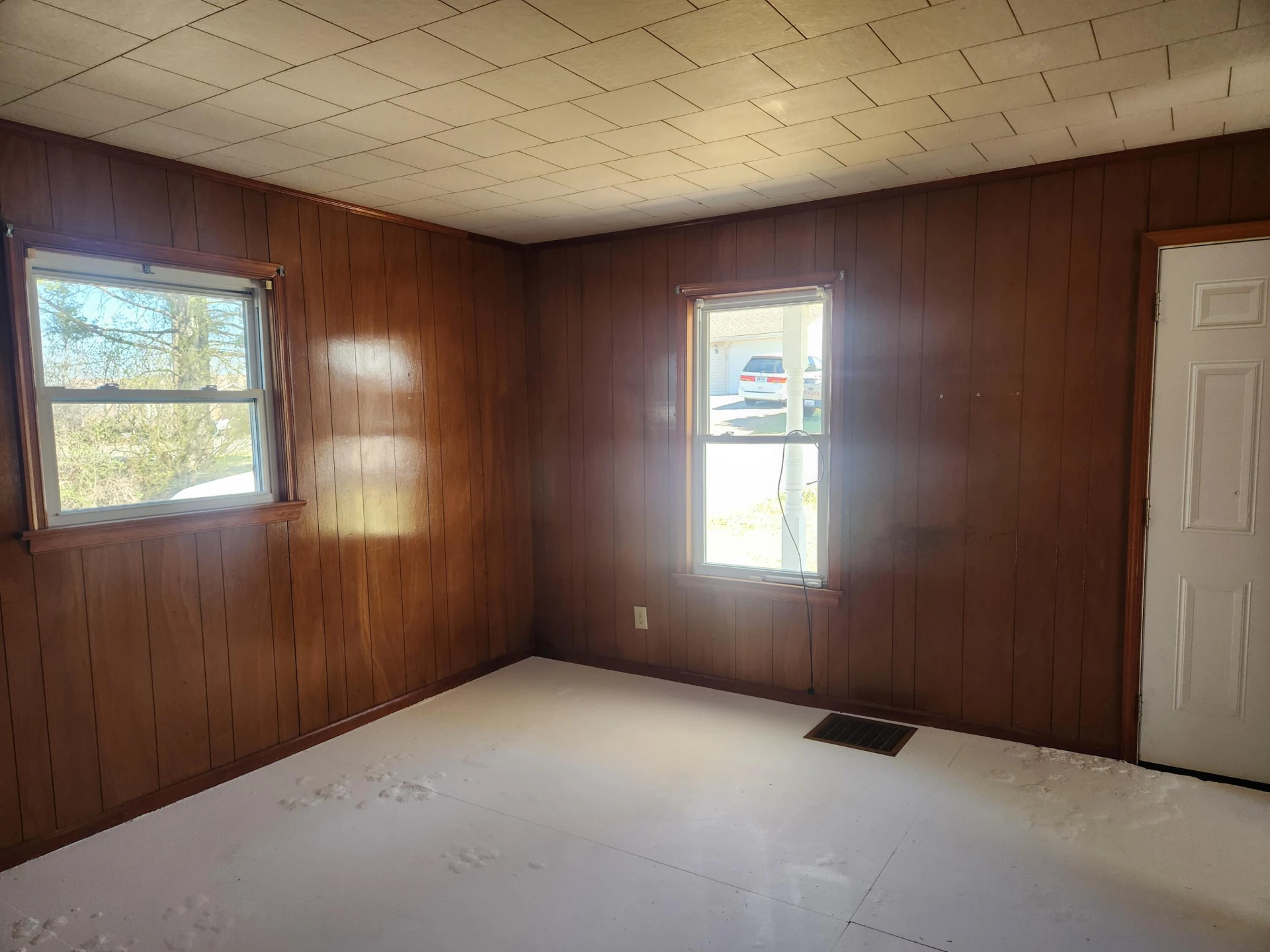 365 Clearview DR - Photo 10