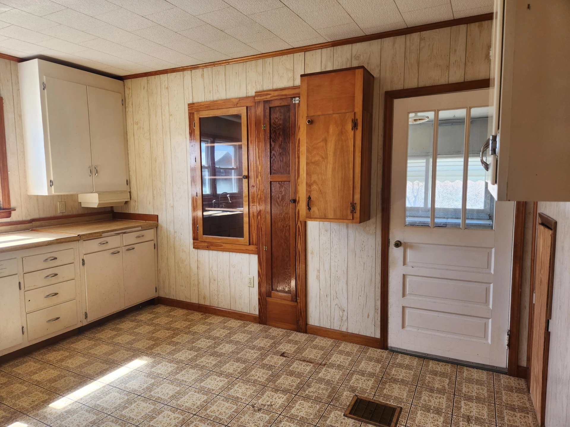 365 Clearview DR - Photo 22