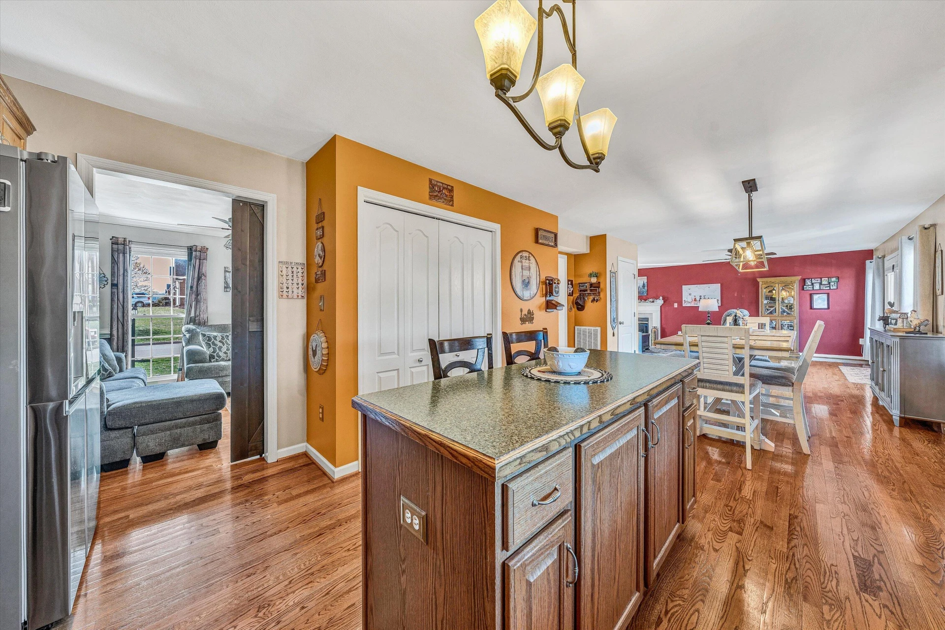 2816 Edgefield DR - Photo 16