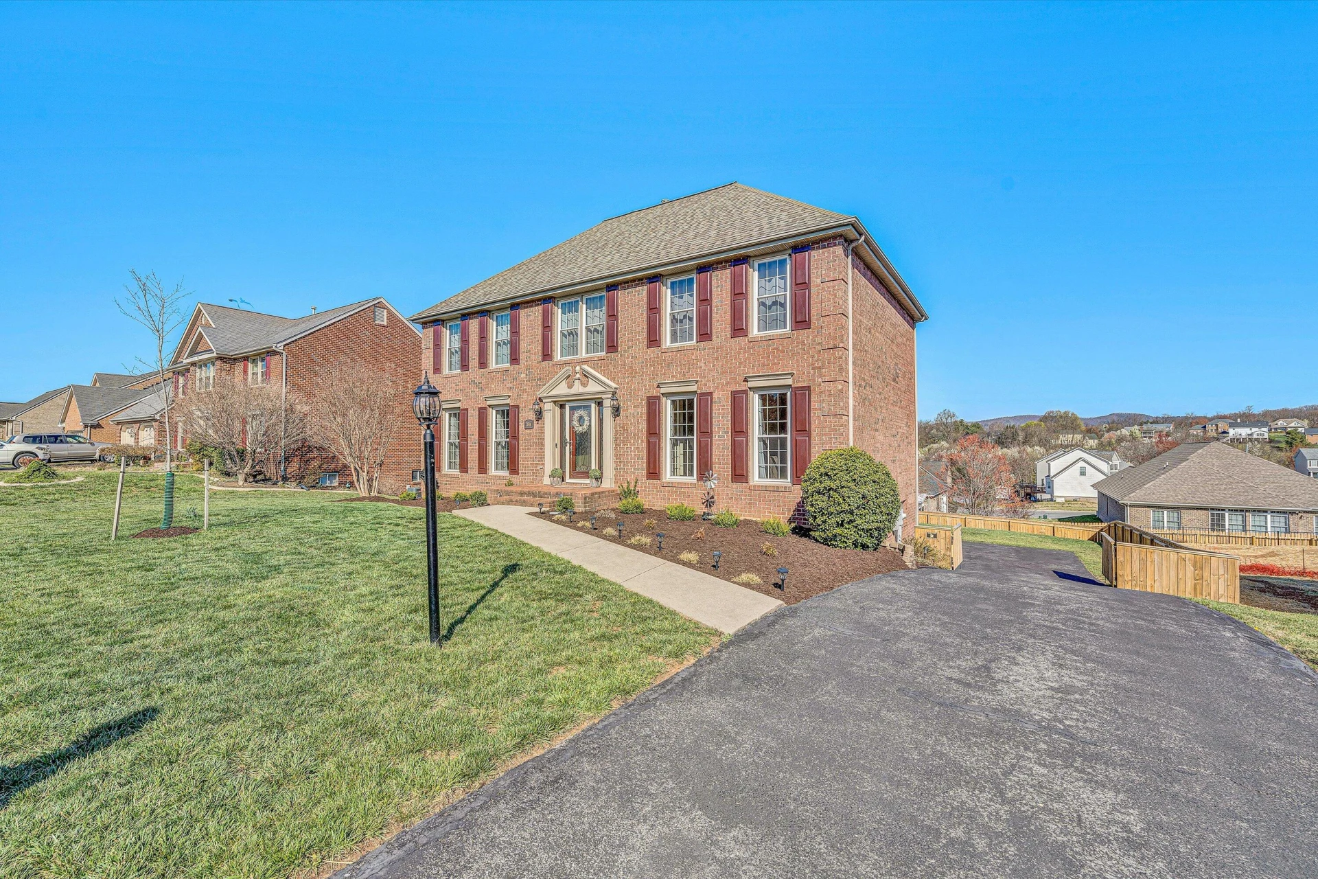 2816 Edgefield DR - Photo 3