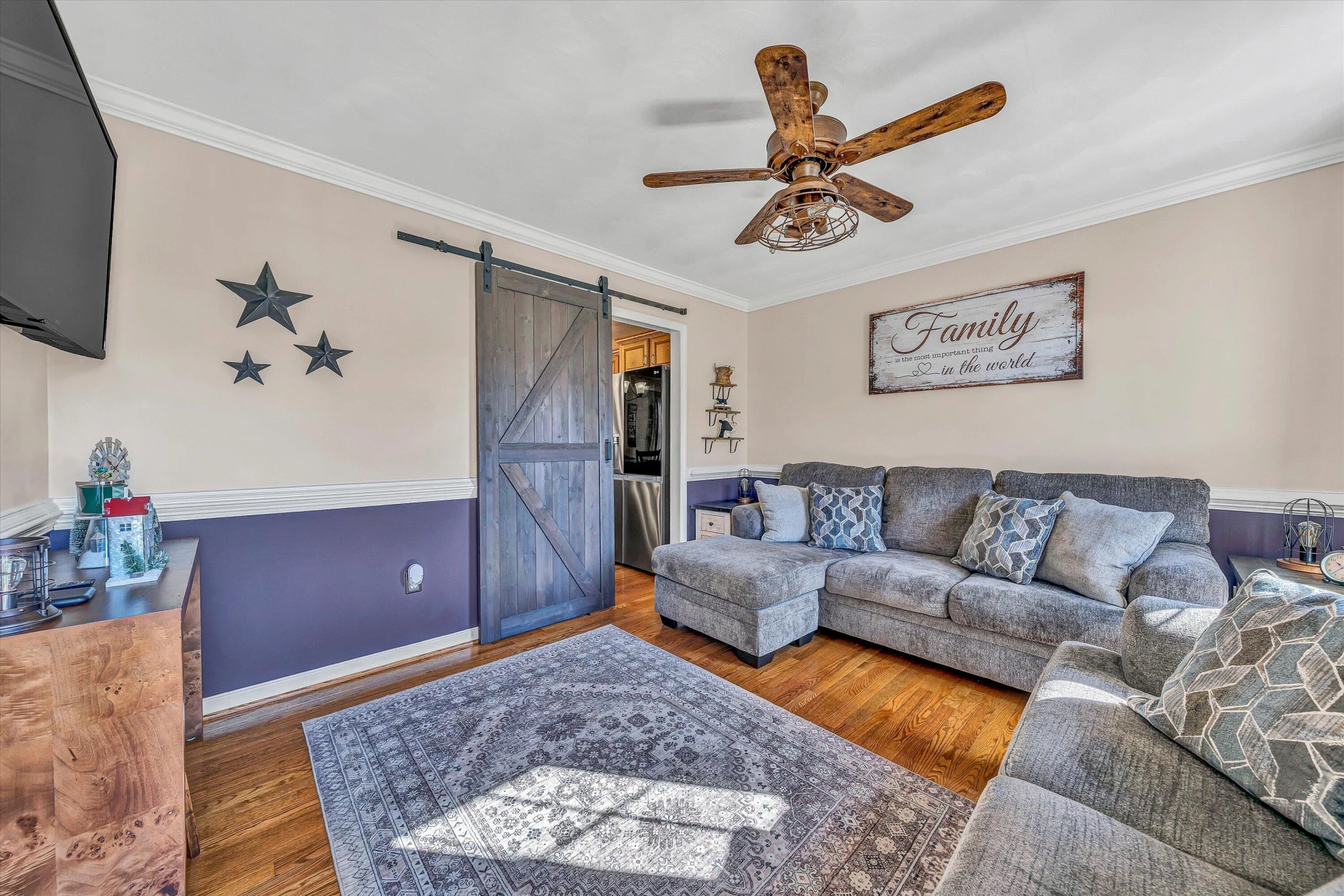 2816 Edgefield DR - Photo 9