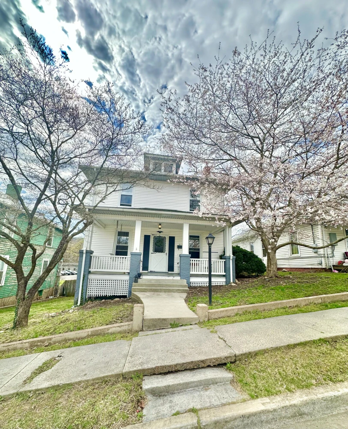 513 Court ST