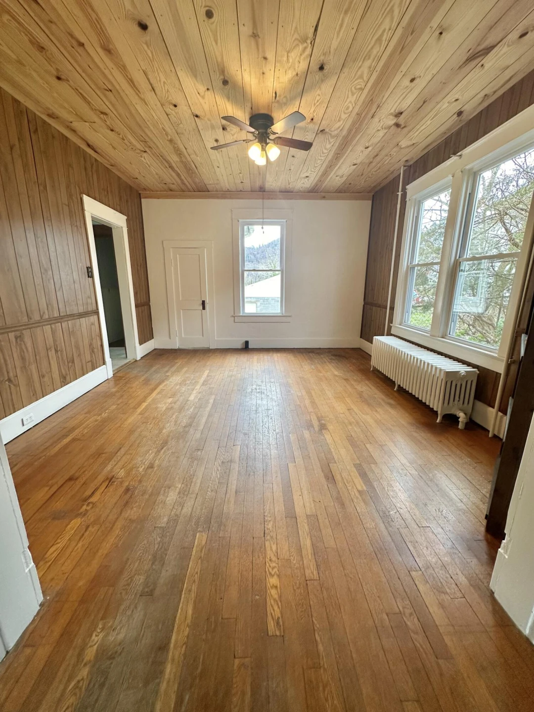 513 Court ST - Photo 10