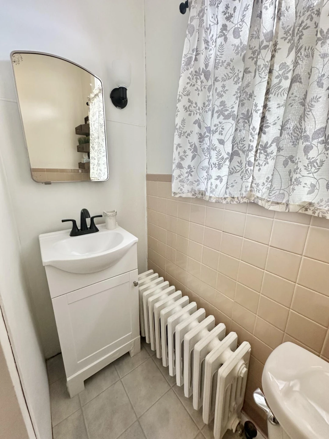 513 Court ST - Photo 23