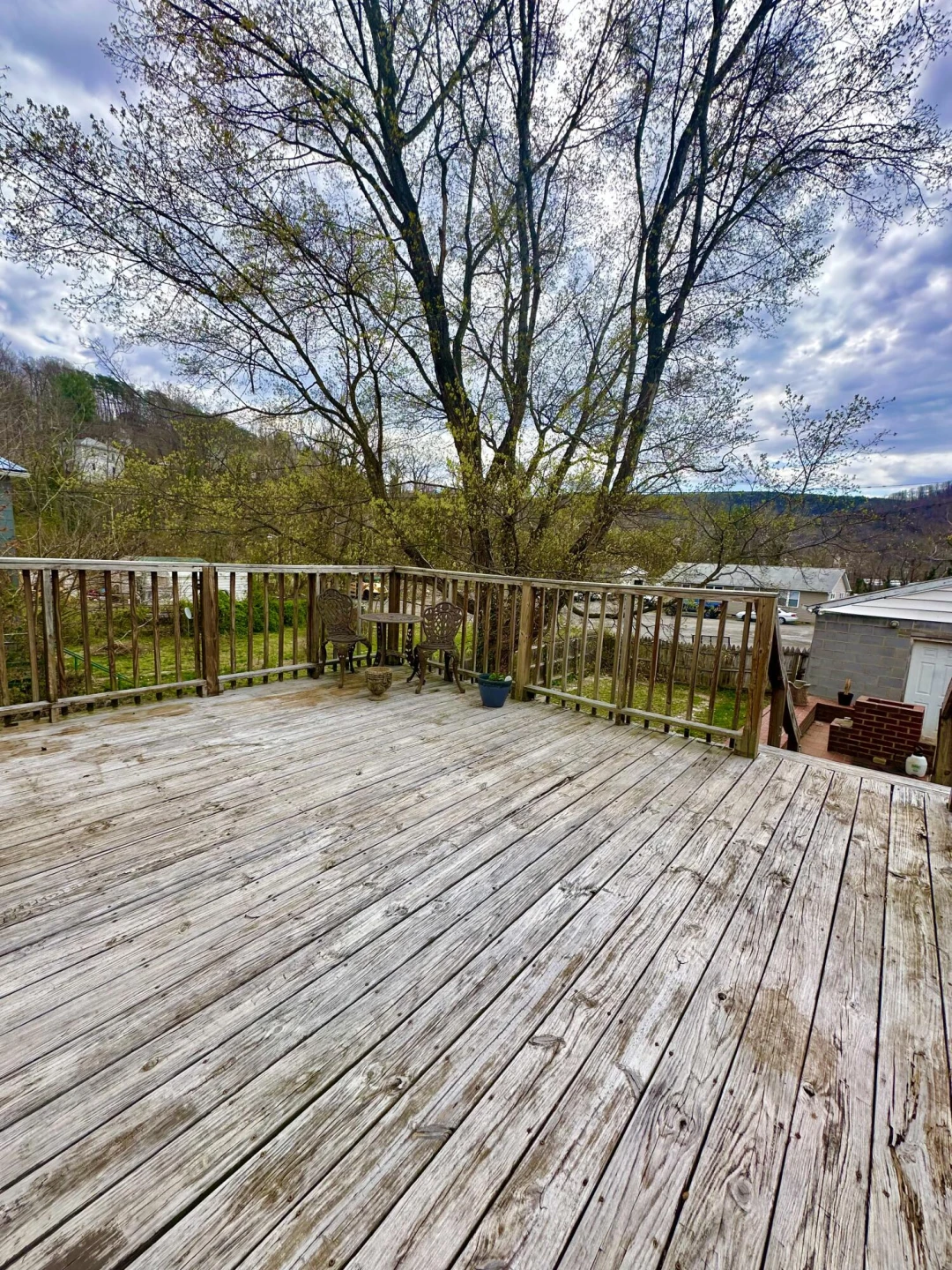 513 Court ST - Photo 28