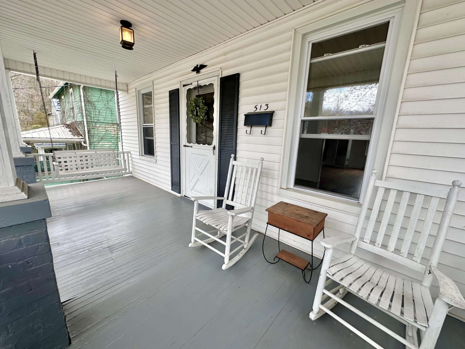 513 Court ST - Photo 4