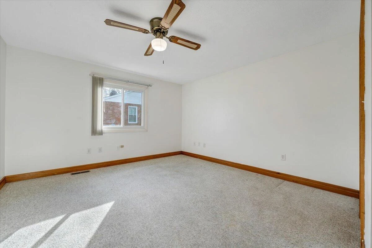 465 Summit Ridge RD - Photo 29