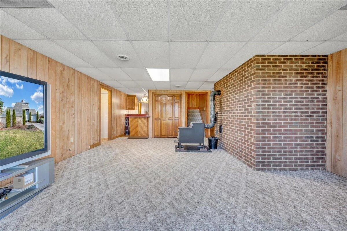 465 Summit Ridge RD - Photo 51