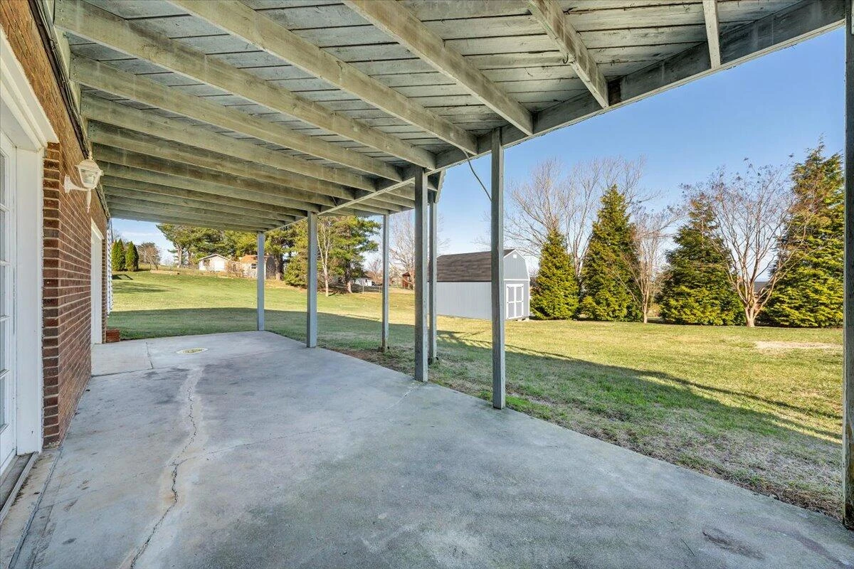465 Summit Ridge RD - Photo 68