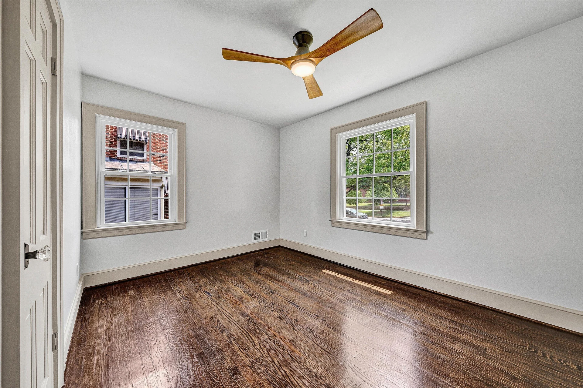 2619 Carolina AVE - Photo 19